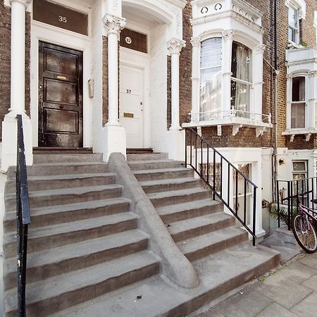 Bright Gratton Road Apartment 런던 외부 사진