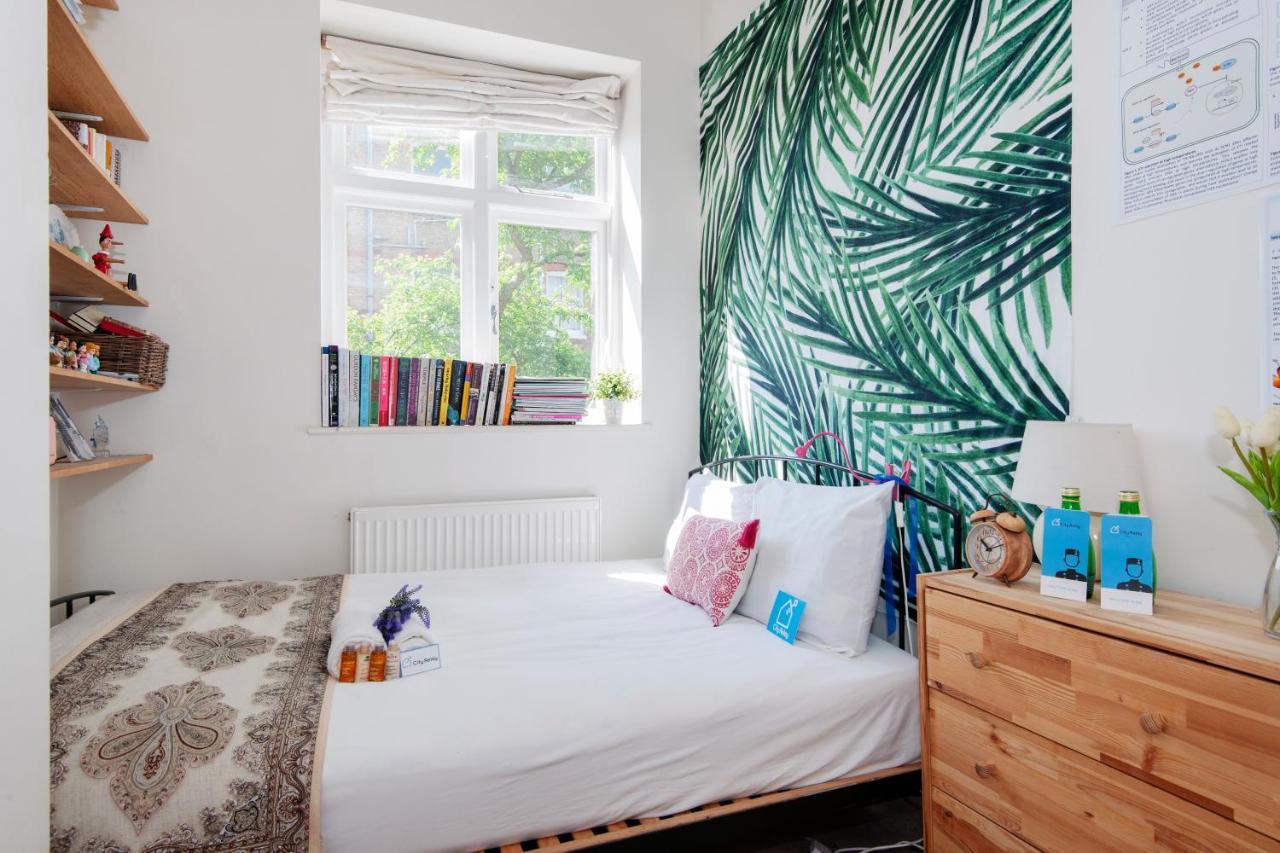 Bright Gratton Road Apartment 런던 외부 사진